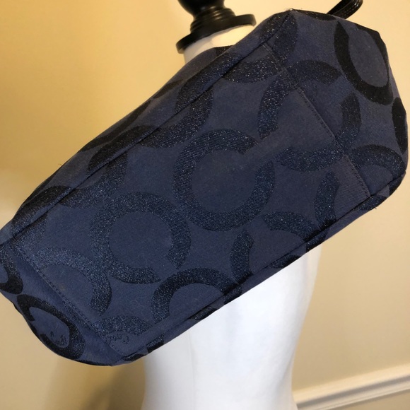 COACH Navy Blue Glitter Signature C Silver Braided Shoulder Bag w Blue Interior - Picture 9 of 14